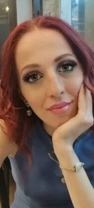 Online video chat room